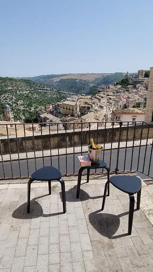 Super Giu Lejlighed Ragusa
