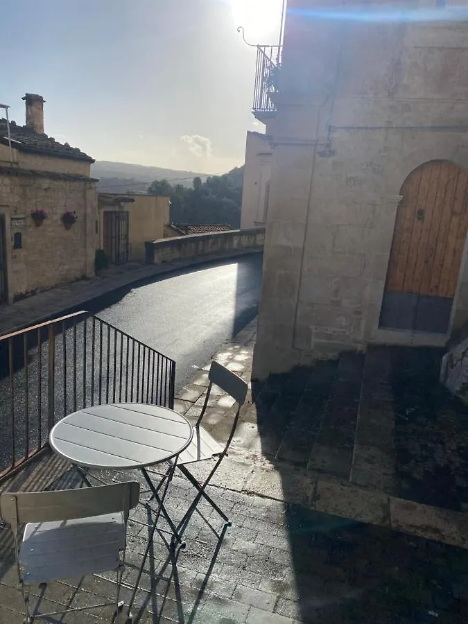 Super Giu Lejlighed Ragusa Italien